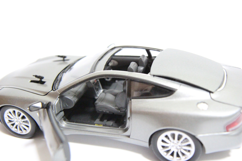 Illustration for article titled Beanstalk Aston Martin V12 Vanquish: Review